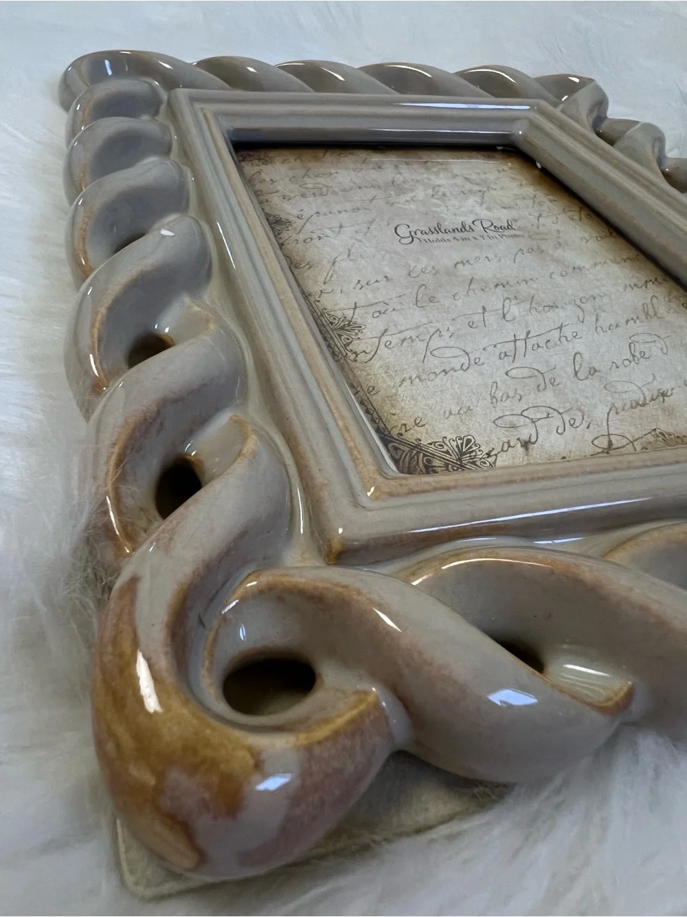 Vintage Grasslands Road Twisted Rope Ceramic Picture Frame 11x9 Neutral Beige